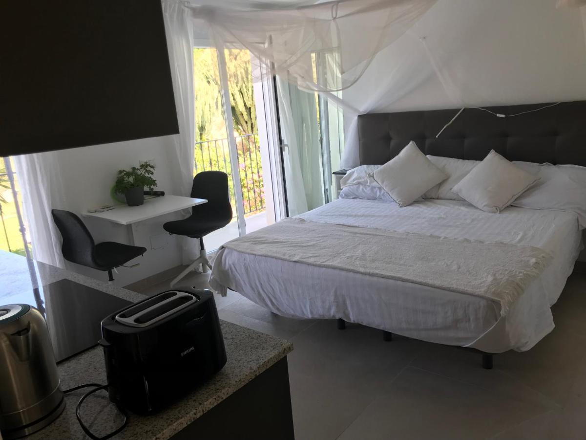 Penthouse Apartment, Cortijo Fruitful Hills Malaga Bagian luar foto