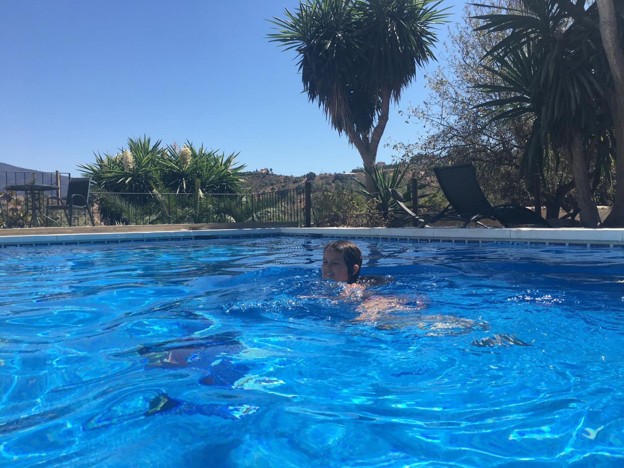 Penthouse Apartment, Cortijo Fruitful Hills Malaga Bagian luar foto